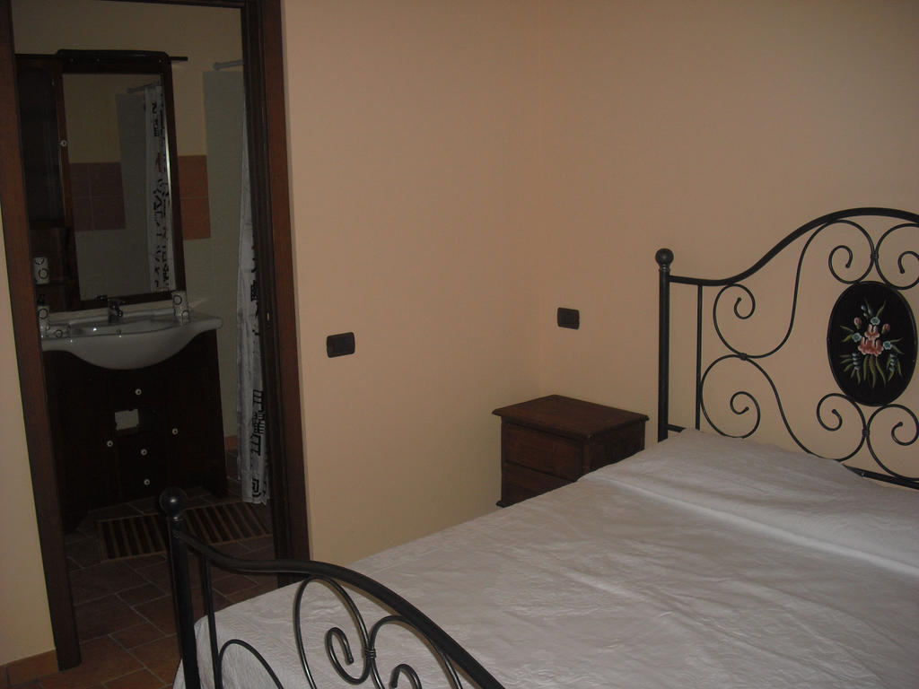 Agriturismo Biologico Villa Rosa Monte Guiduccio Δωμάτιο φωτογραφία